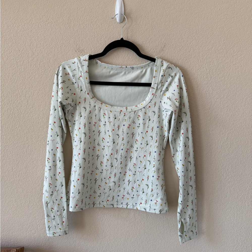 POPFLEX Long Sleeve Reversible Scoop Neck Longer Meadow